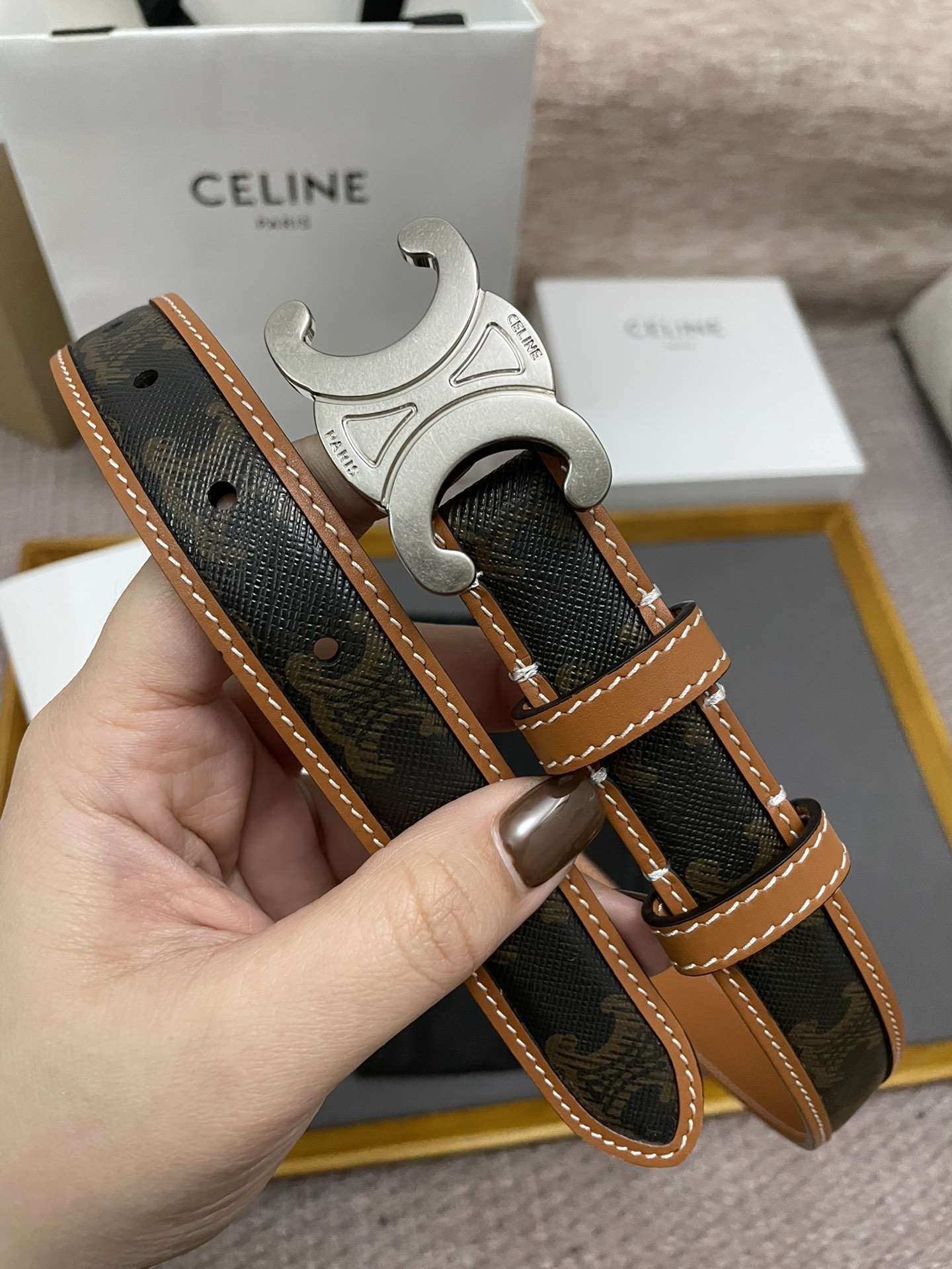 Céline Triom Top-Level Purchase: Solid Copper Gold Metal Pieces, Tie Buttons. - 图片 6