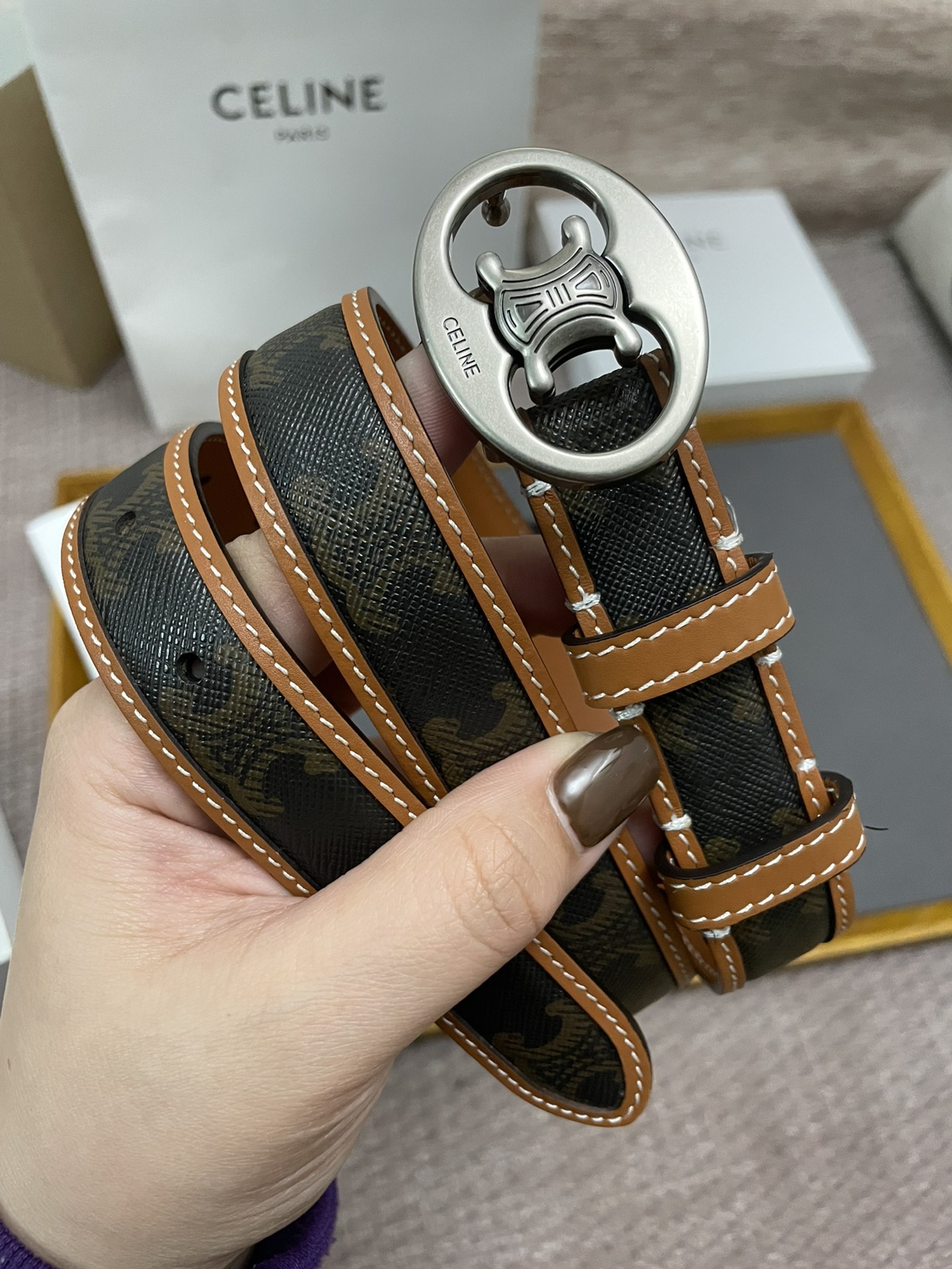 Céline Triomphe Top-Level Purchase: Gold Metal Pieces, 2.5cm Tie Buttons. - 图片 1