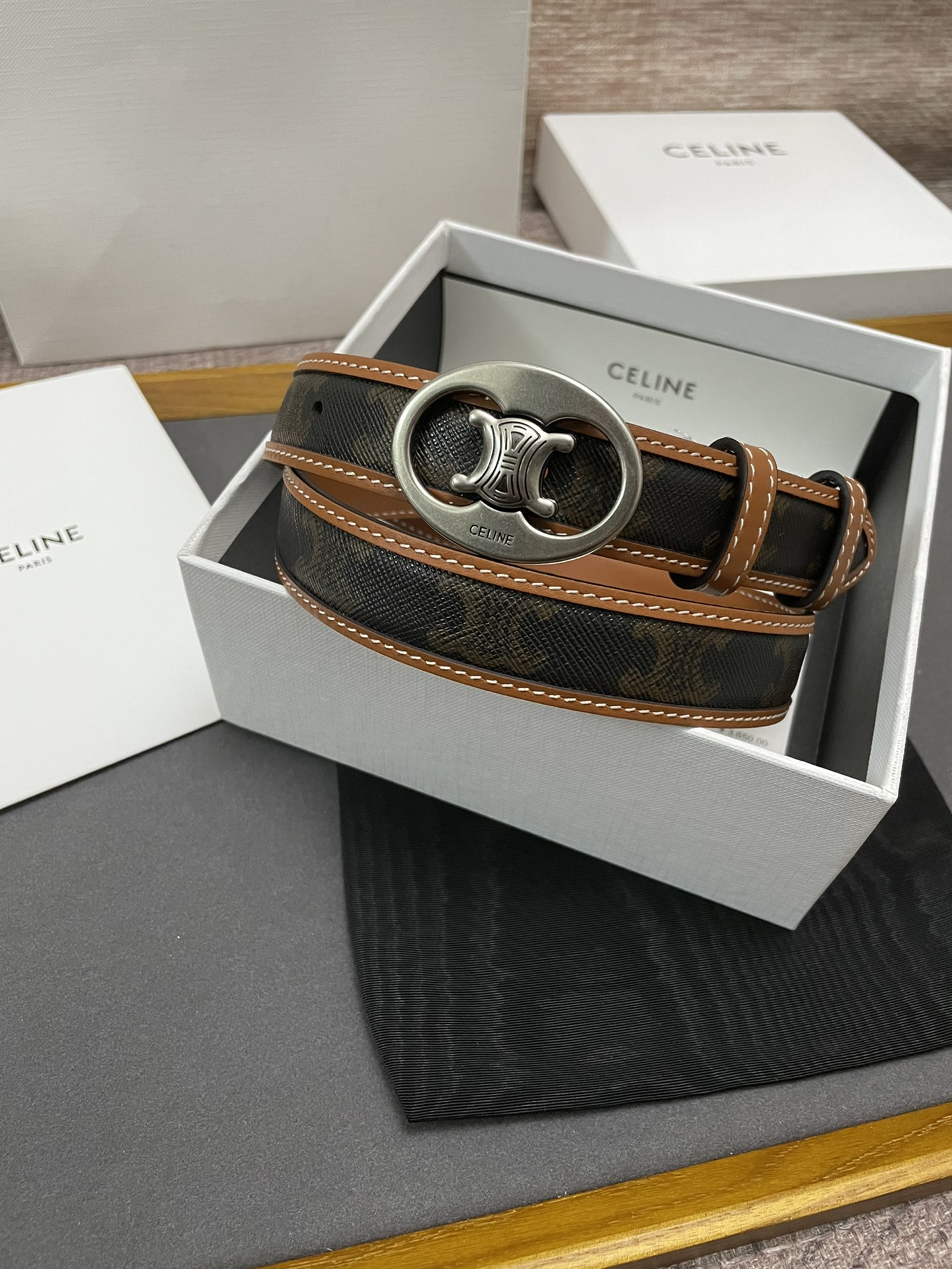 Céline Triomphe Top-Level Purchase: Gold Metal Pieces, 2.5cm Tie Buttons. - 图片 3