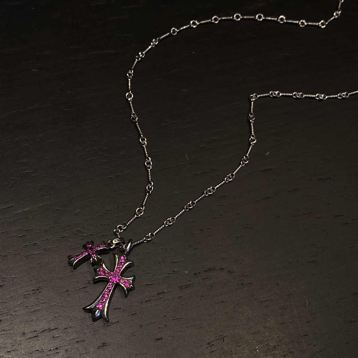 Chrome Hearts 𝐂𝐡𝐫𝐨𝐦𝐞 𝐡𝐞𝐚𝐫𝐭𝐬 克罗心红钻大小十字架项链