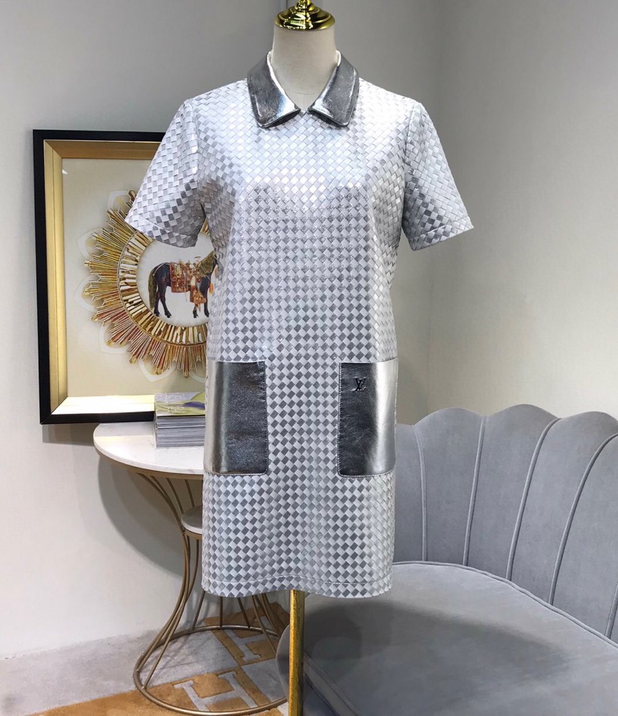 NO:932896,Clearance price, Louis Vuitto* imported lambskin woven dress!  Size 36/1 38/1 Size 38 bust 100cm, special price, no return, no exchange, no free shipping, louis vuitton, skirts, sheepskin,19860909清库价,Louis Vuitto* 进口小羊皮编织连衣裙！码数36/1 38/1 38码胸围100cm,特价 不退不换不包邮,louis vuitton,skirts,sheepskin,,Women's clothing