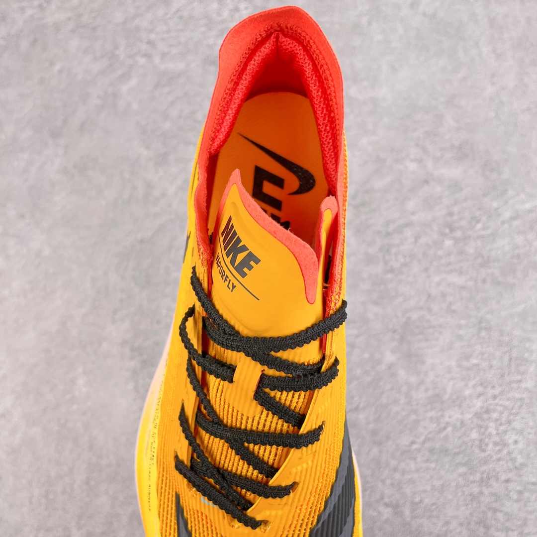 图片[5]-＃纯原福利 NK ZoomX Vaporfly Next% 马拉松一代跑鞋 鞋面使用了全新 Vaporweave 科技 这种类似蝉翼的材质相比 Flyknit 更加轻薄透气 非对称的鞋带系统和泡棉护垫的加入令舒适度更高 鞋头辅以超大的 Swoosh 点缀 再配上流线型外观设计 时尚感十足 尺码：36 36.5 37.5 38 38.5 39 40 40.5 41 42 42.5 43 44 44.5 45-选品中心