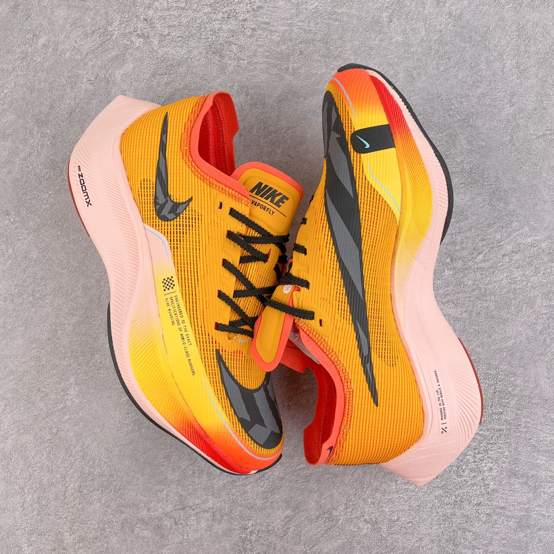 图片[3]-＃纯原福利 NK ZoomX Vaporfly Next% 马拉松一代跑鞋 鞋面使用了全新 Vaporweave 科技 这种类似蝉翼的材质相比 Flyknit 更加轻薄透气 非对称的鞋带系统和泡棉护垫的加入令舒适度更高 鞋头辅以超大的 Swoosh 点缀 再配上流线型外观设计 时尚感十足 尺码：36 36.5 37.5 38 38.5 39 40 40.5 41 42 42.5 43 44 44.5 45-选品中心