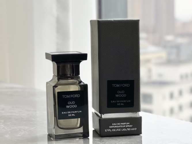 Tom Ford Oud Wood Eau de Parfum - Woody Oriental Scent, 50ml 1 Tom Ford Oud Wood Eau de Parfum - Woody Oriental Scent, 50ml