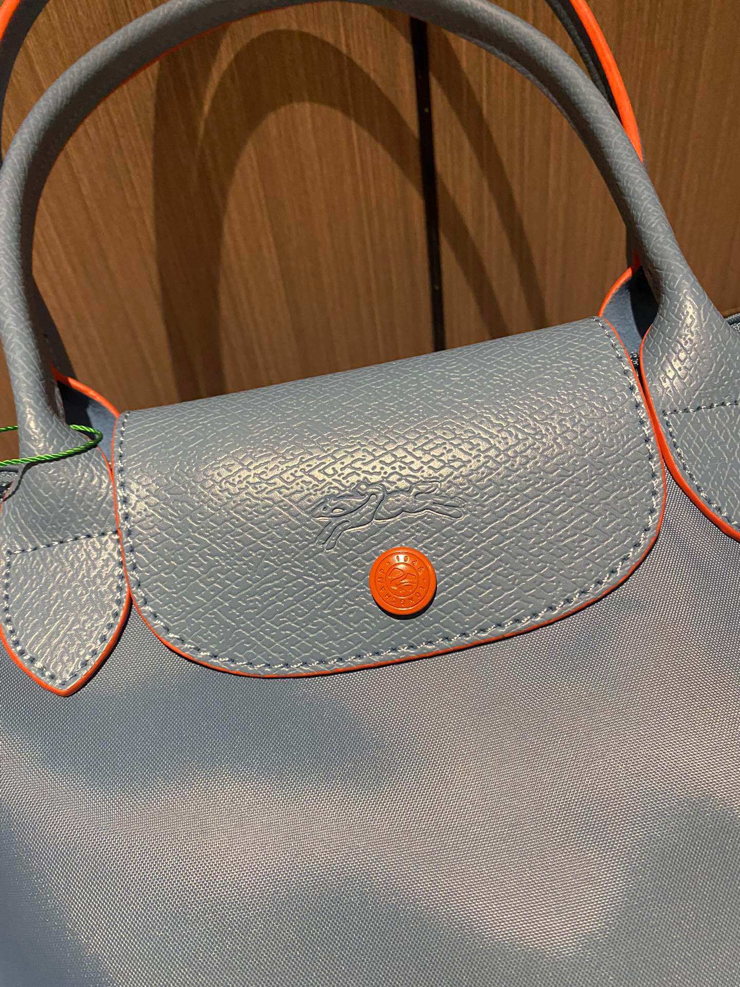 ⚠️ We have mentioned before about the leather material: ͏The leather is  - Comprehensive 4