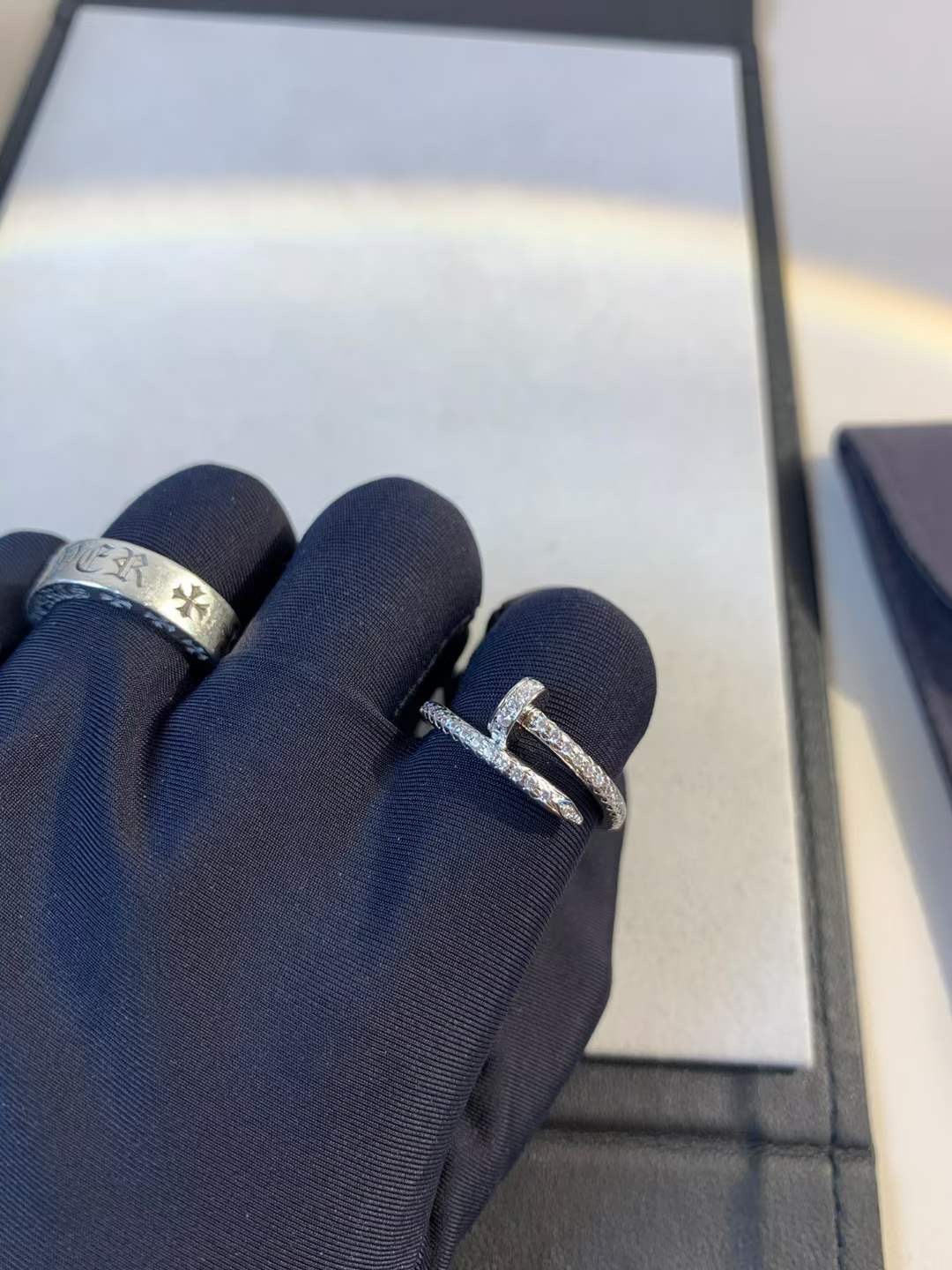 Cartier Cartier 卡地亚 钉子戒指 银色 满钻款