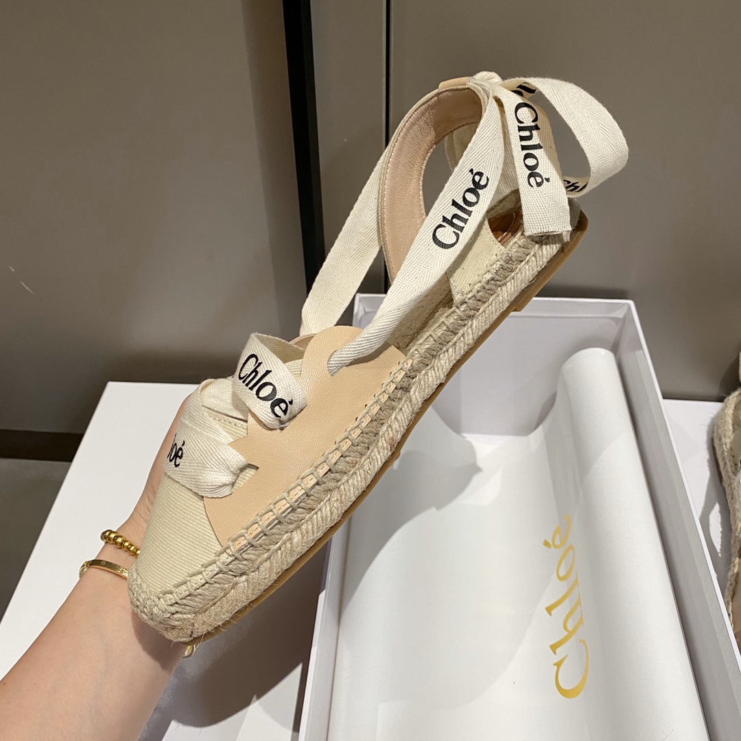 High-Density Multi-Material Roman Sandals with 3D Printing Logo: Chloe Approval - 图片 4