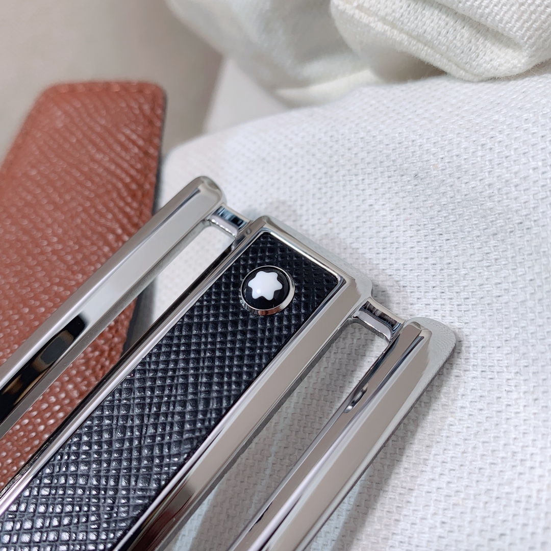 Montblanc Montblanc万宝龙 宽3 5cm 进口双面牛皮 百分百 纯铜扣 一带两用 成功男士的 品 送礼佳品 自行裁剪尺码 扣头可随意搭配
