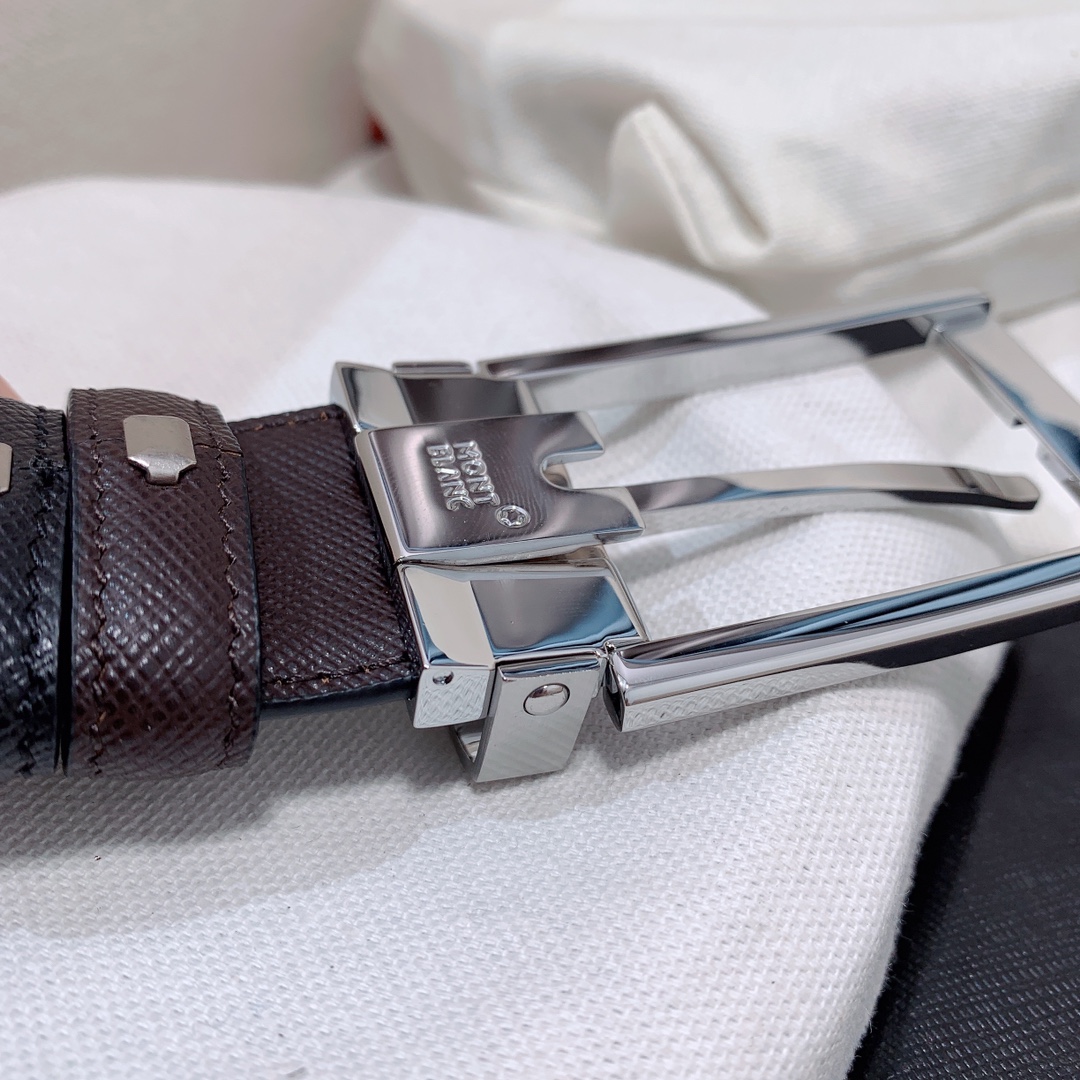 Montblanc Montblanc万宝龙 宽3 5cm 进口双面牛皮 百分百 纯铜扣 一带两用 成功男士的 品 送礼佳品 自行裁剪尺码 扣头可随意搭配