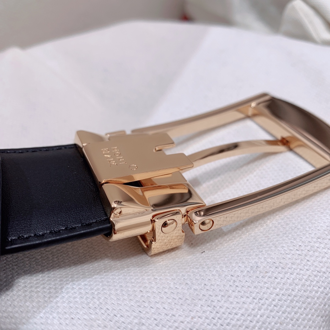 Montblanc Montblanc万宝龙 宽3 5cm 进口双面牛皮 百分百 纯铜扣 一带两用 成功男士的 品 送礼佳品 自行裁剪尺码 扣头可随意搭配