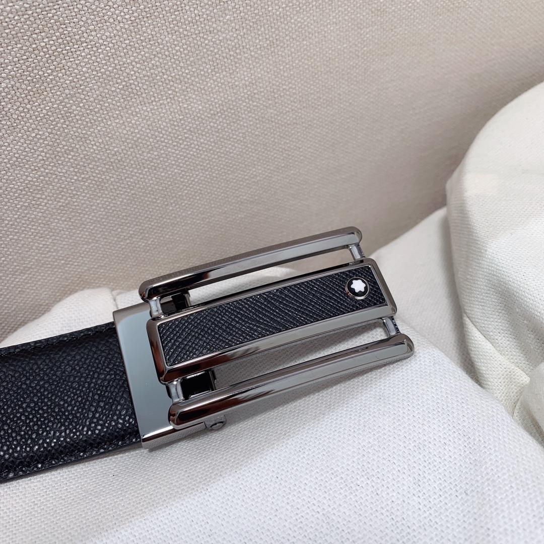Montblanc Montblanc万宝龙 宽3 5cm 进口双面牛皮 百分百 纯铜扣 一带两用 成功男士的 品 送礼佳品 自行裁剪尺码 扣头可随意搭配