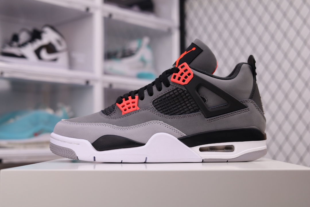 K0 纯原 AJ4 黑灰色 灰水泥 红外线 Air Jordan 4 Retro ” Infrared ” AJ4乔4 男子文化篮球鞋 大厂出品 主力合作工厂 优势供应市场 平民价格定位 全新模具开发 纯正4代正确鞋型 进口头层皮料 高清洁度 立体高频 四线中底拉帮 网格大小 各方面细节都不错