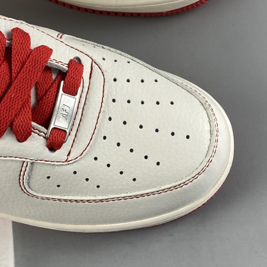 P240 Undefeated x NIKE Air Force 1’07 Low 米白红板鞋 UN1315-801