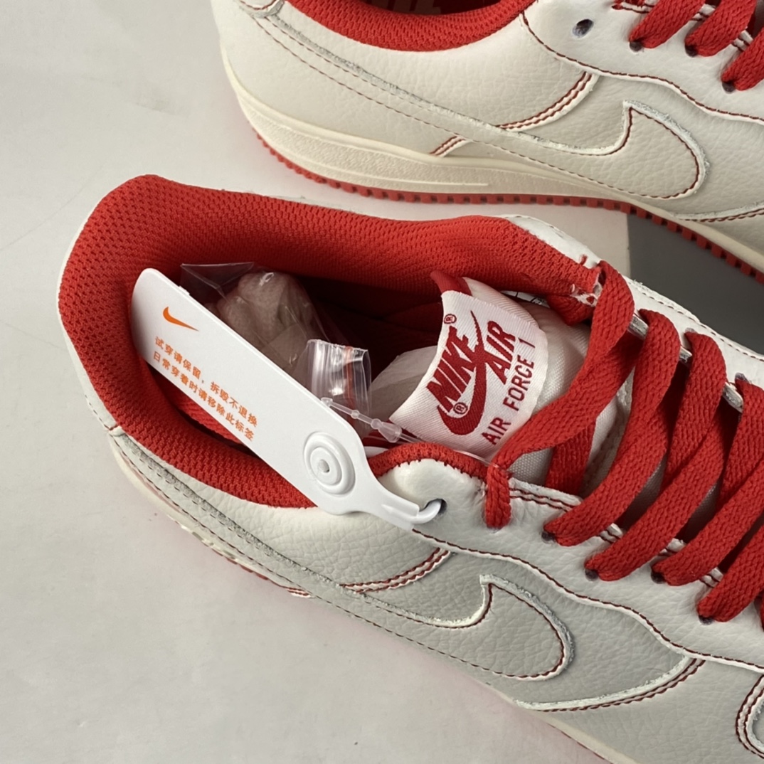 P240 Undefeated x NIKE Air Force 1’07 Low 米白红板鞋 UN1315-801