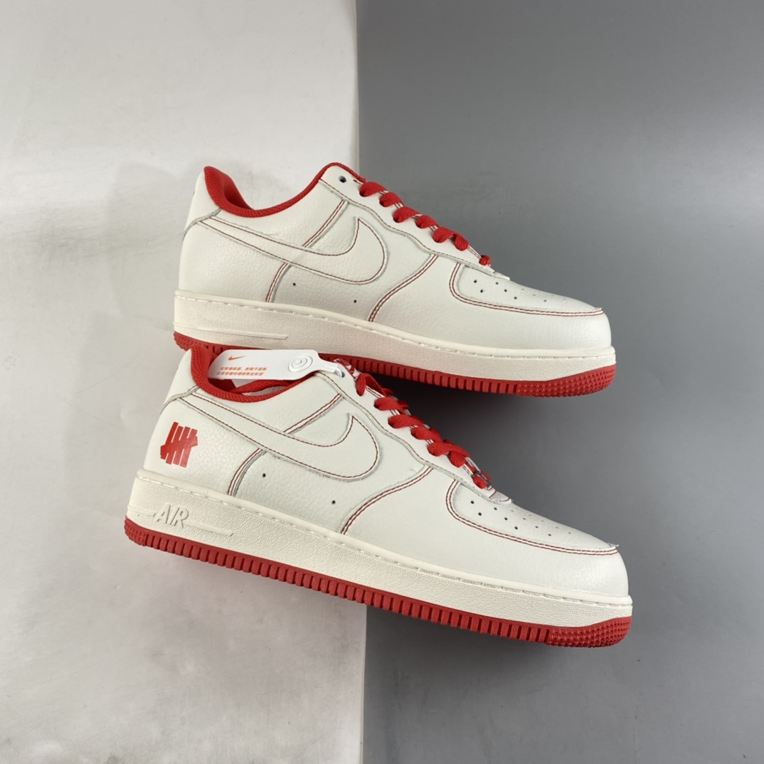 P240 Undefeated x NIKE Air Force 1’07 Low 米白红板鞋 UN1315-801