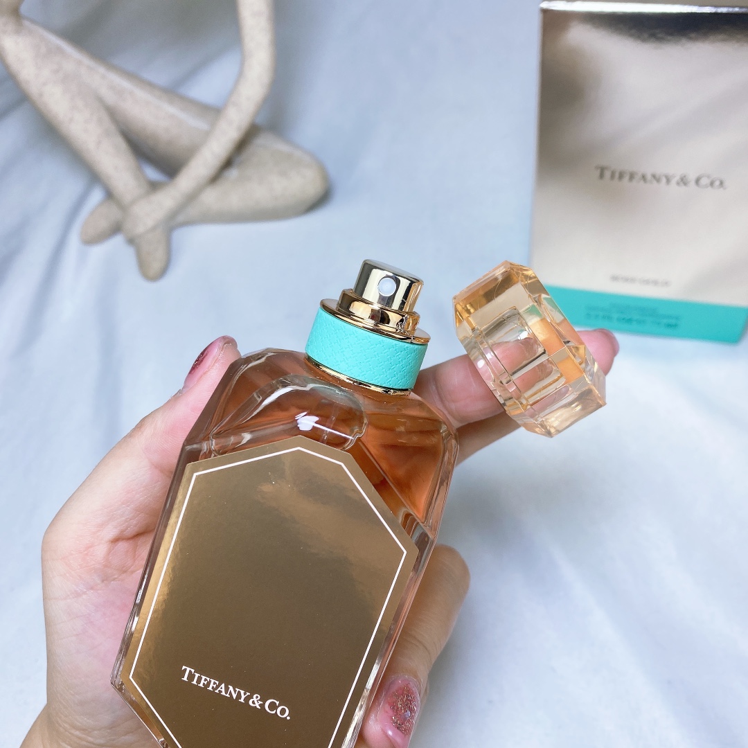 Tiffany & Co. Rose Gold Eau de Parfum for Women, 2.5 Fl Oz/75 ml 5 i1645284328 9022 4