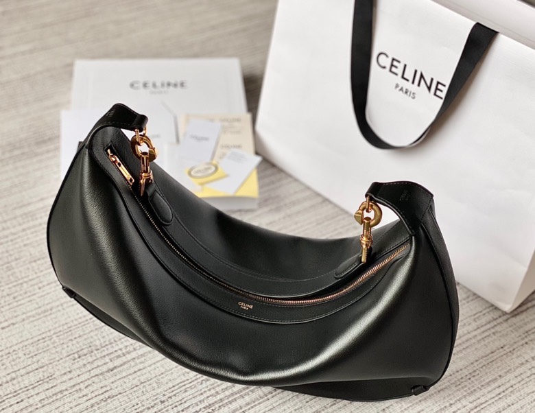 CELINE赛琳椭圆形早春系列腋下包107768