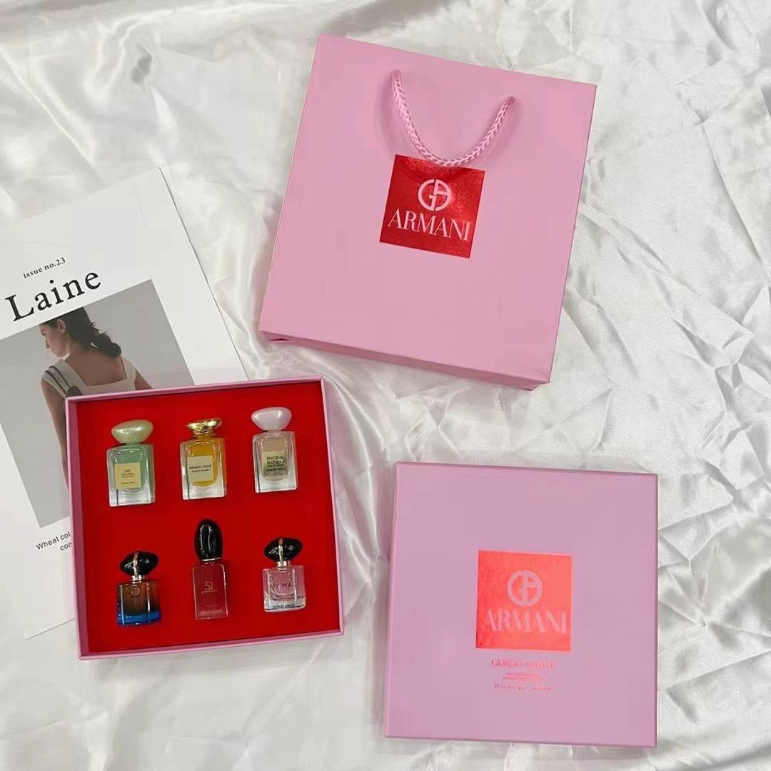 Armani Perfume Set - Six Exquisite Scents, Miniature Collection 3 i1645346463 6750 2
