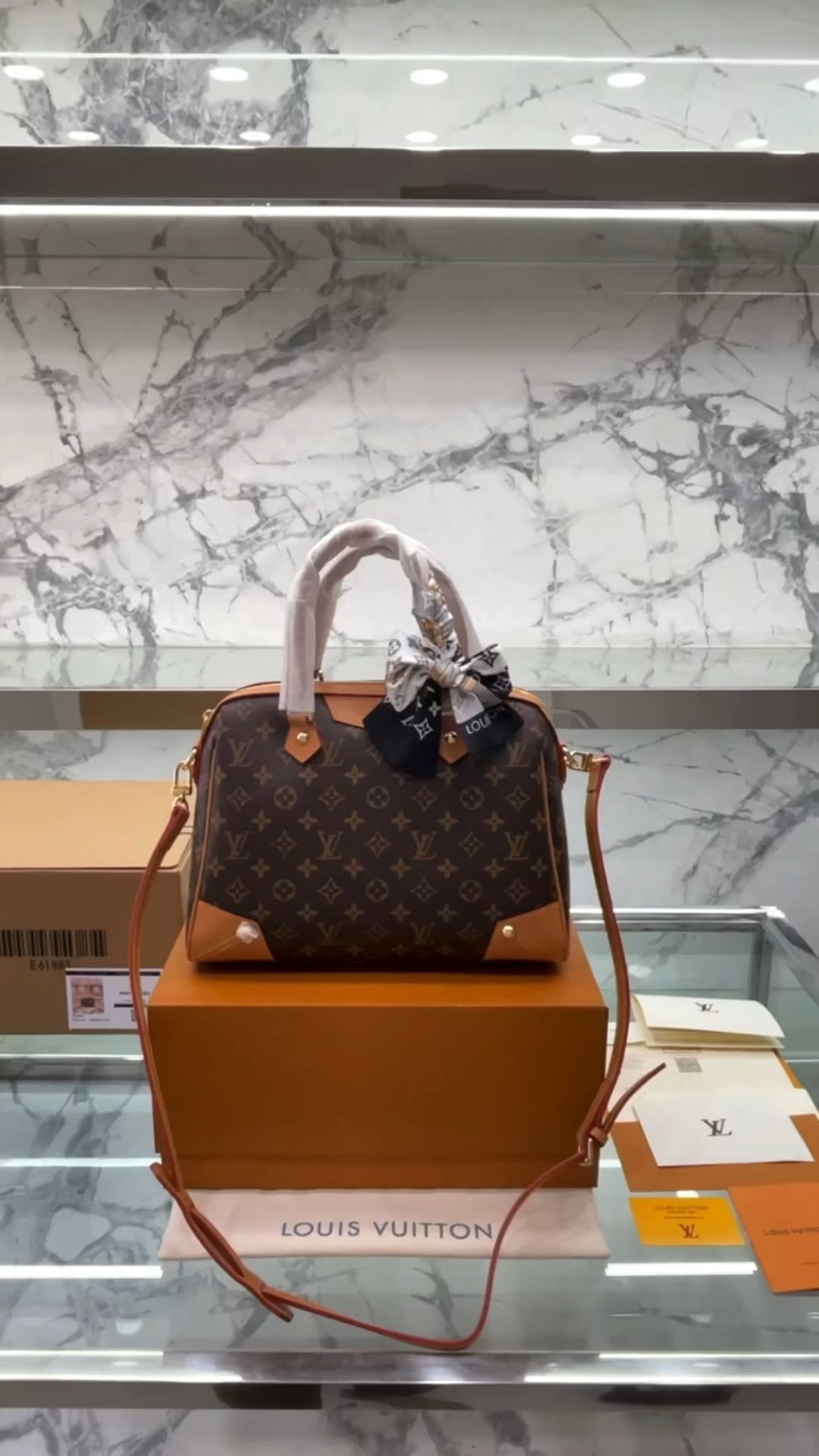 Yupoo Gucci Bags Watches Nike Clothing Jordan Yeezy Balenciaga Shoes
