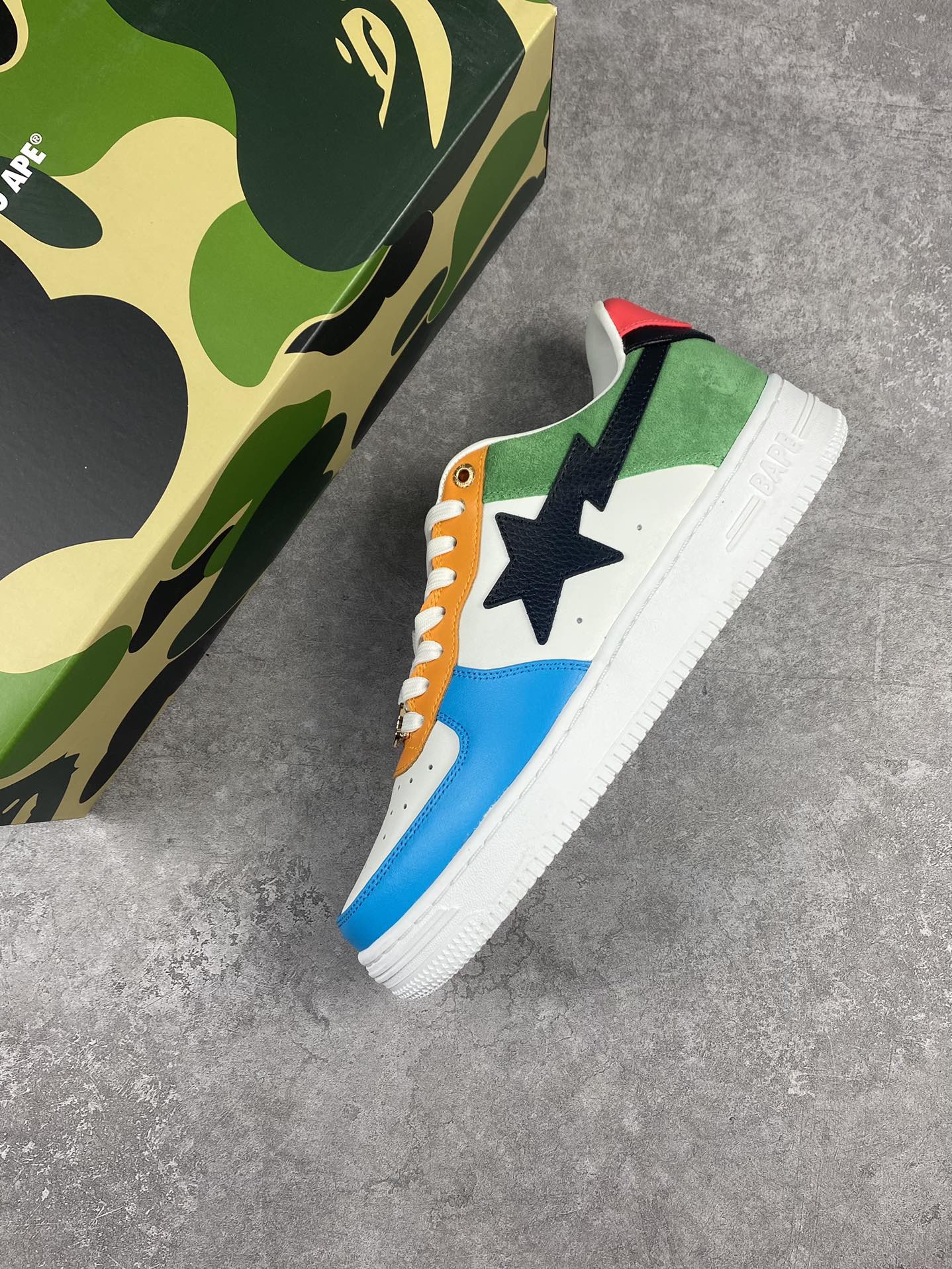 Bape Sta Tokyo Sneakers: Classic Design, Comfortable Fit, and Stylish Look 8 i1645375080 518 6