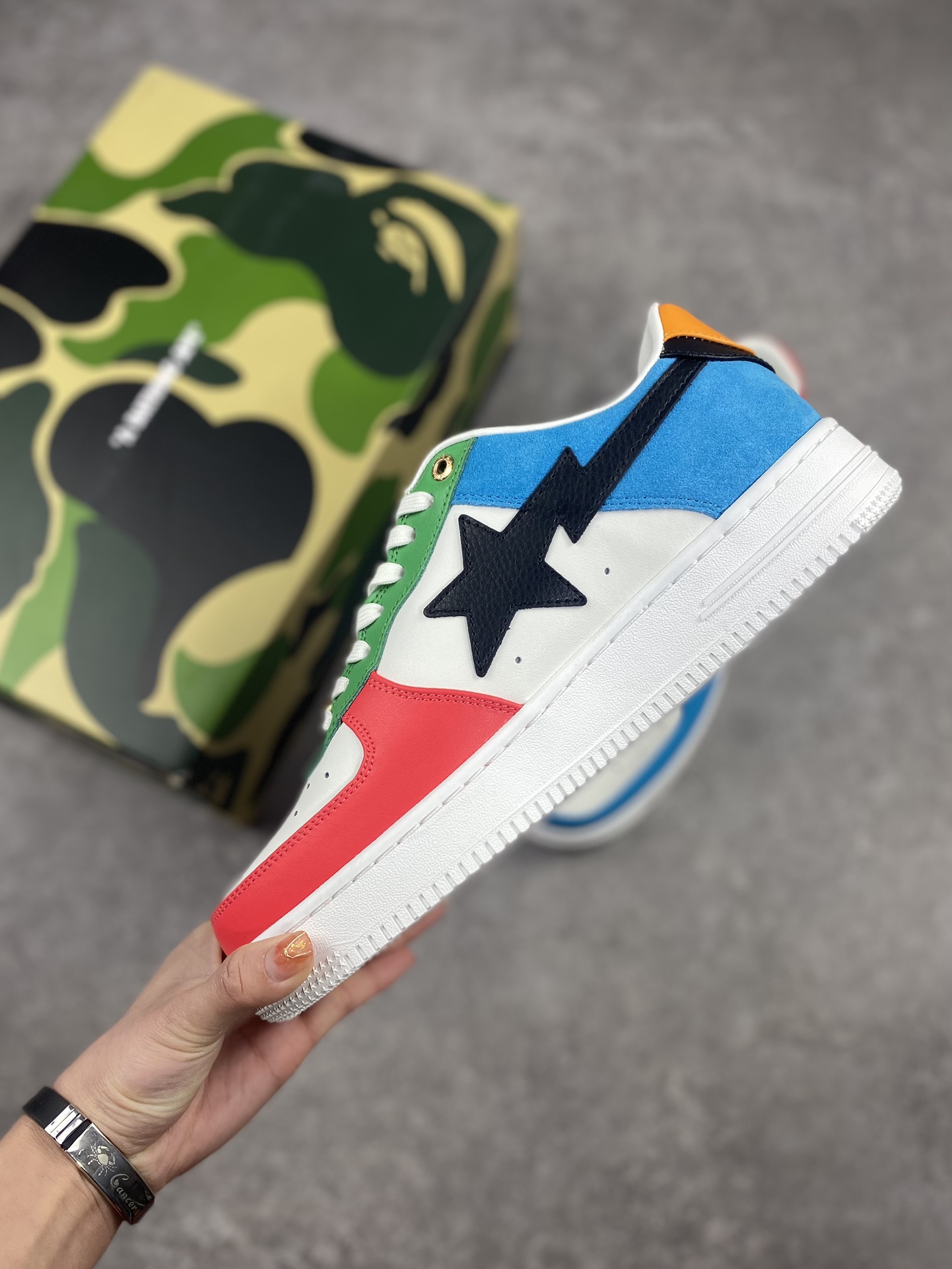 Bape Sta Tokyo Sneakers: Classic Design, Comfortable Fit, and Stylish Look 4 i1645375080 828 2