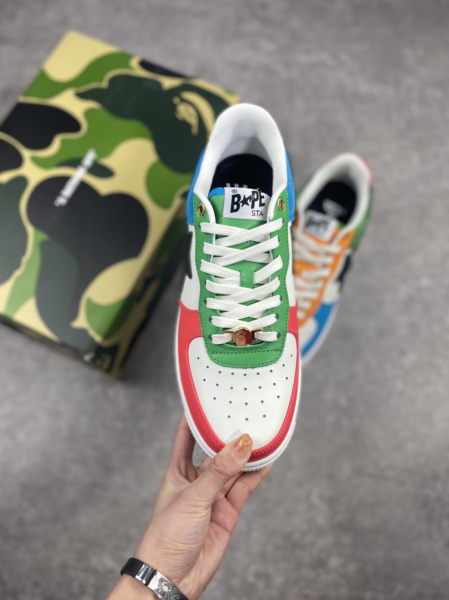 Bape Sta Tokyo Sneakers: Classic Design, Comfortable Fit, and Stylish Look 3 i1645375080 991 1