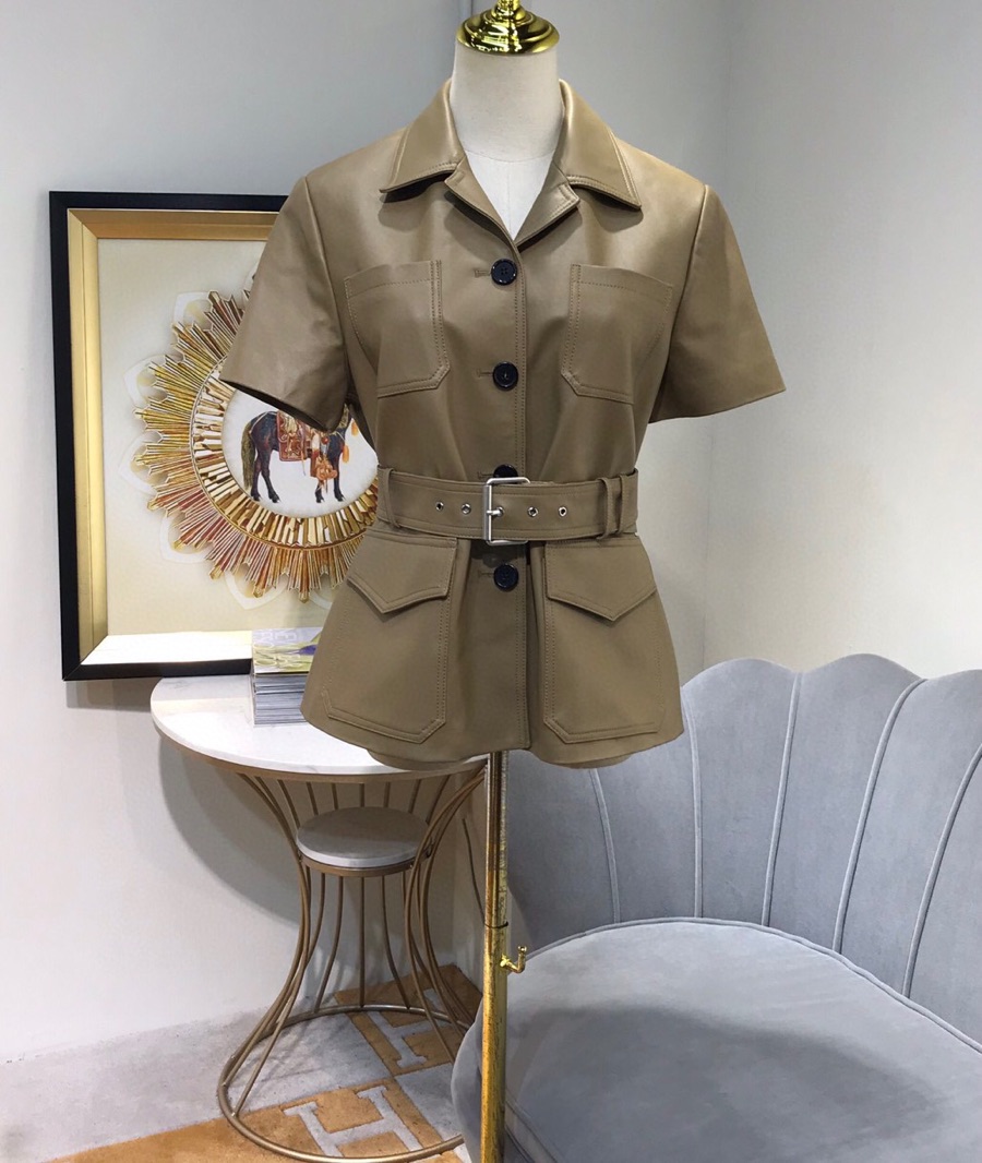 NO:932882,Clearance price, DI*R imported lambskin belt leather jacket!  Code number 36/1, special price, no return, no exchange, no free shipping, jackets & coats, sheepskin,19860909清库价,DI*R 进口小羊皮腰带皮外套！码数36/1,特价 不退不换不包邮,jackets & coats,sheepskin,,Women's clothing