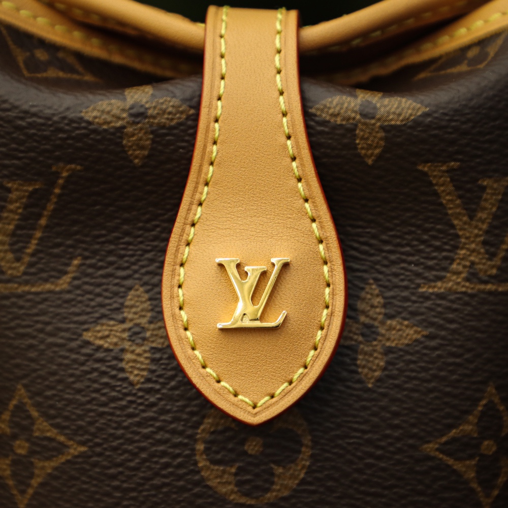 Louis Vuitton LV Fold Me Replica
 Clutches & Pouch Bags M80874