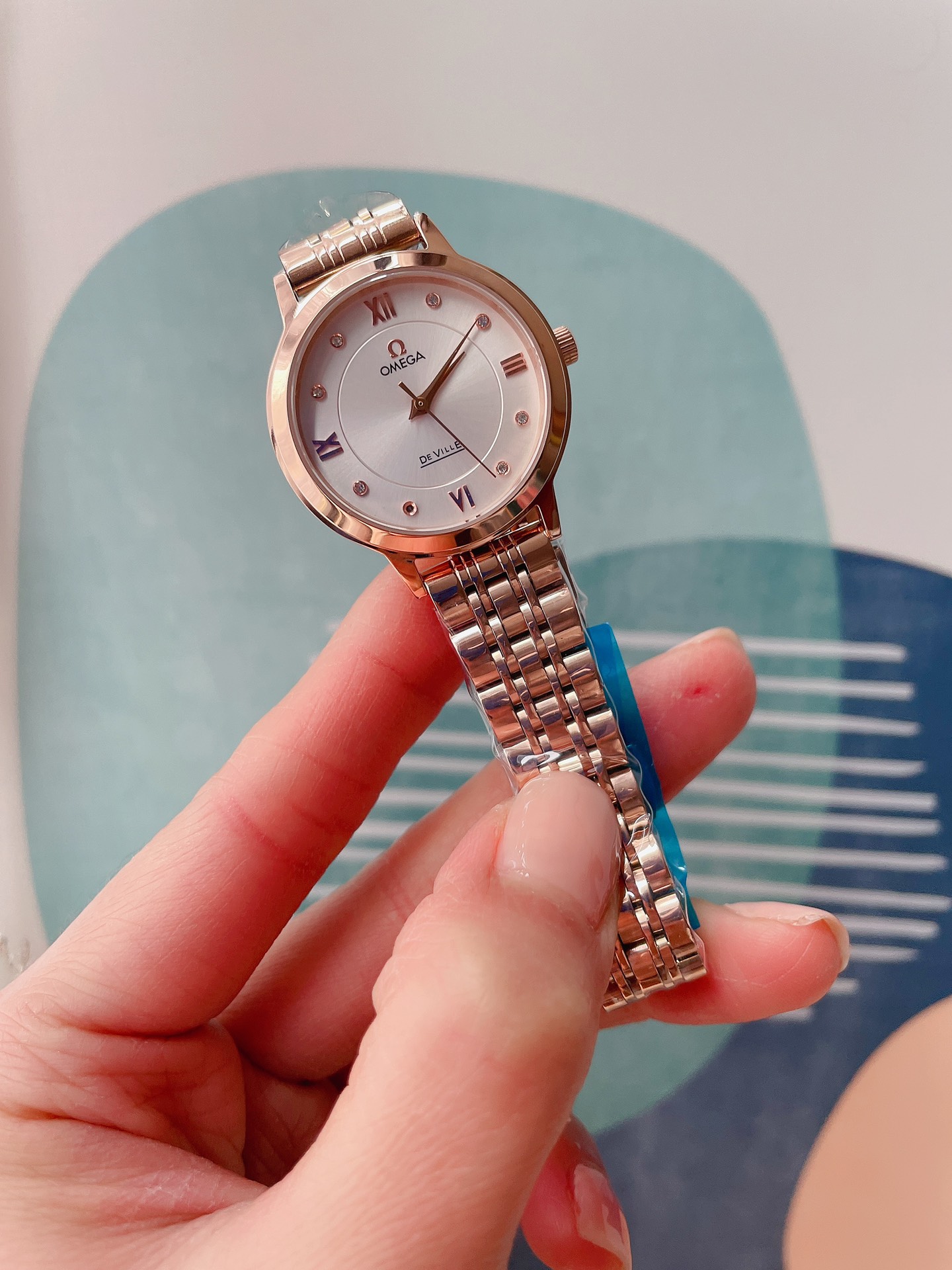 K0  白钢枚经典款  欧米茄  Omega 女款原装石英机芯 316L精钢表壳 矿物质玻璃镜面 316L精钢表带 30mm厚8mm，实物拍摄 品质如一”},”showCart”:false,”imgsSrc”:[“https://xcimg.szwego.com/20221/i1646613_8634_0.jpg?imageView2/2/format/jpg/q/