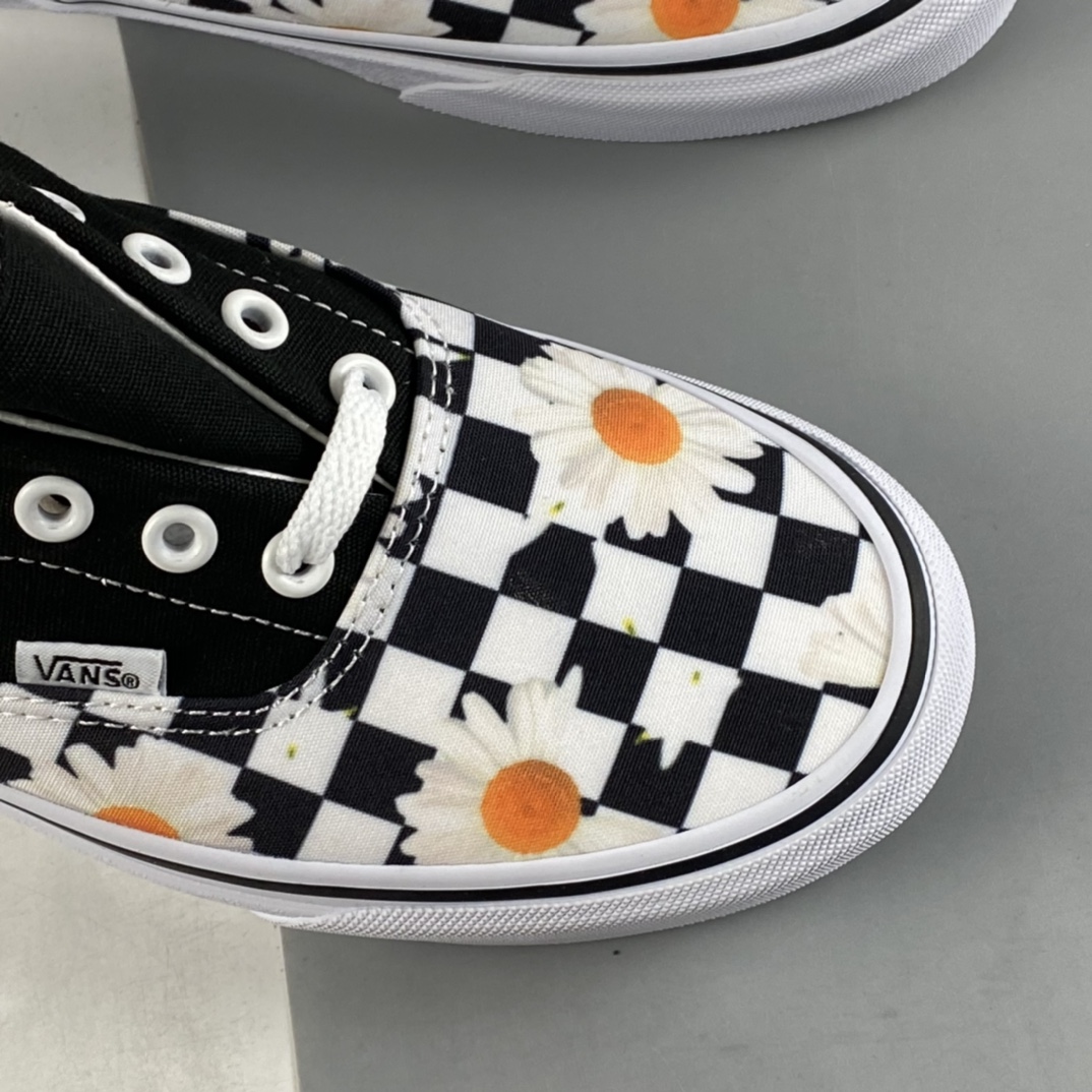 Vans Slip-On Vans Official Black and White Checkerboard Small Daisy VN0A5KX5B0B