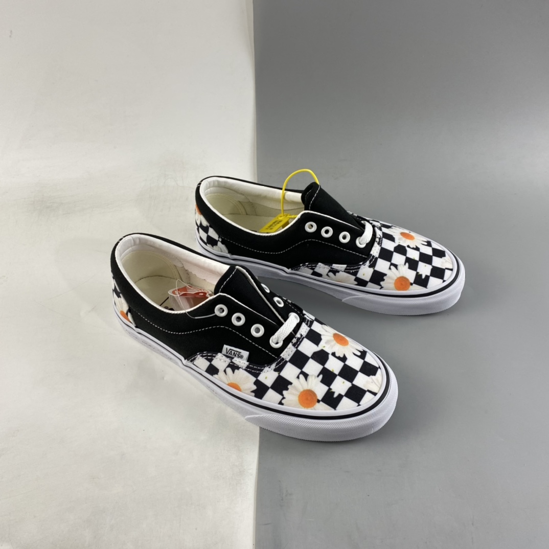 Vans Slip-On Vans Official Black and White Checkerboard Small Daisy VN0A5KX5B0B