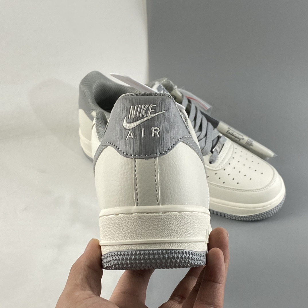 P240 NIKE Air Force 1’07 Low Su19 空军一号低帮休闲板鞋 NK6369-566