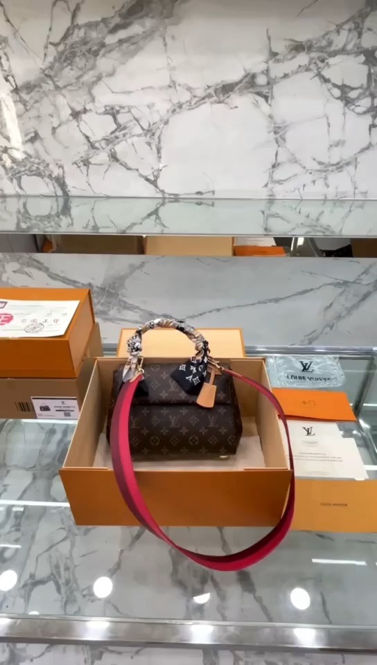Yupoo Gucci Bags Watches Nike Clothing Jordan Yeezy Balenciaga Shoes

