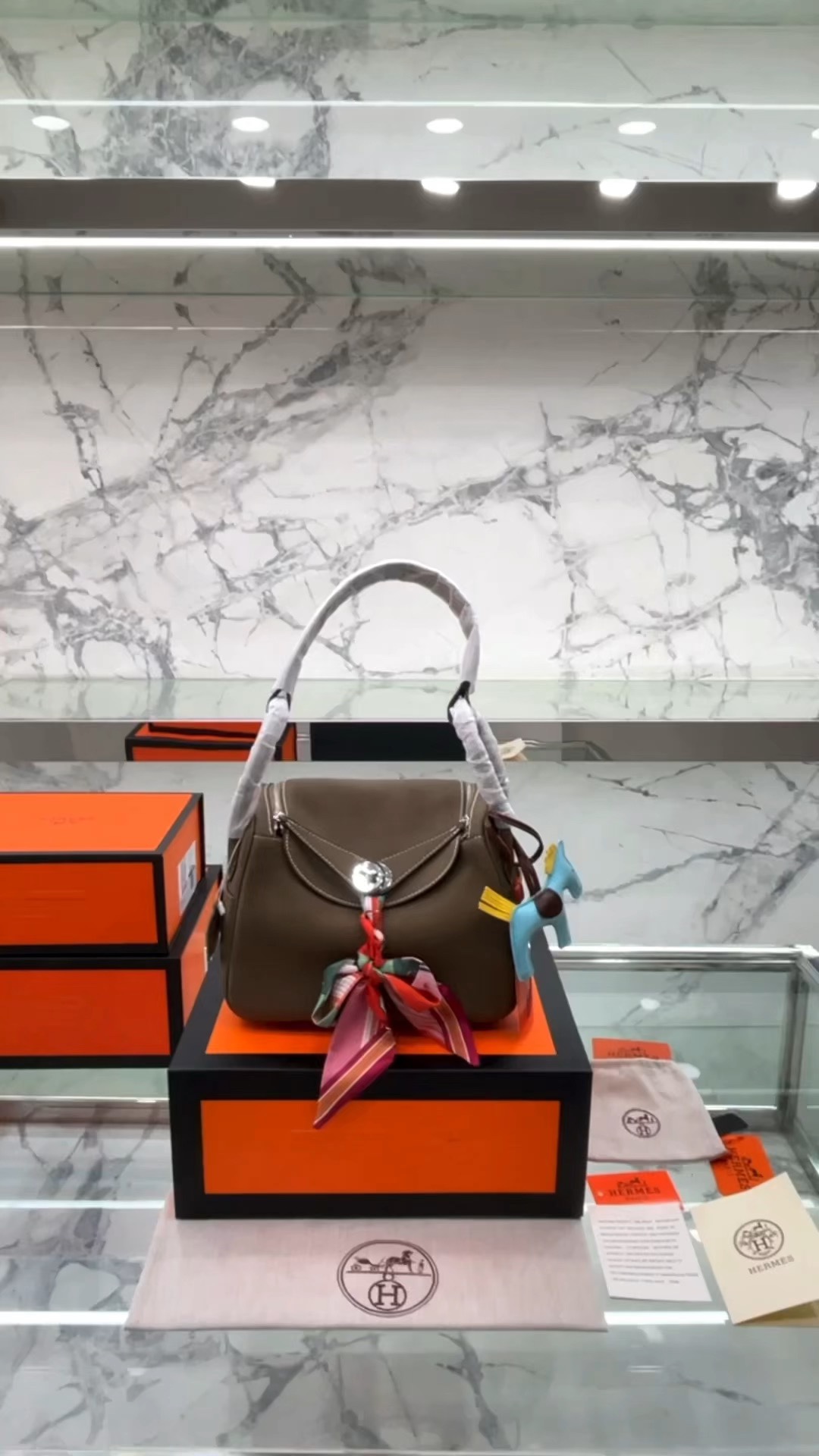 Yupoo Gucci Bags Watches Nike Clothing Jordan Yeezy Balenciaga Shoes

