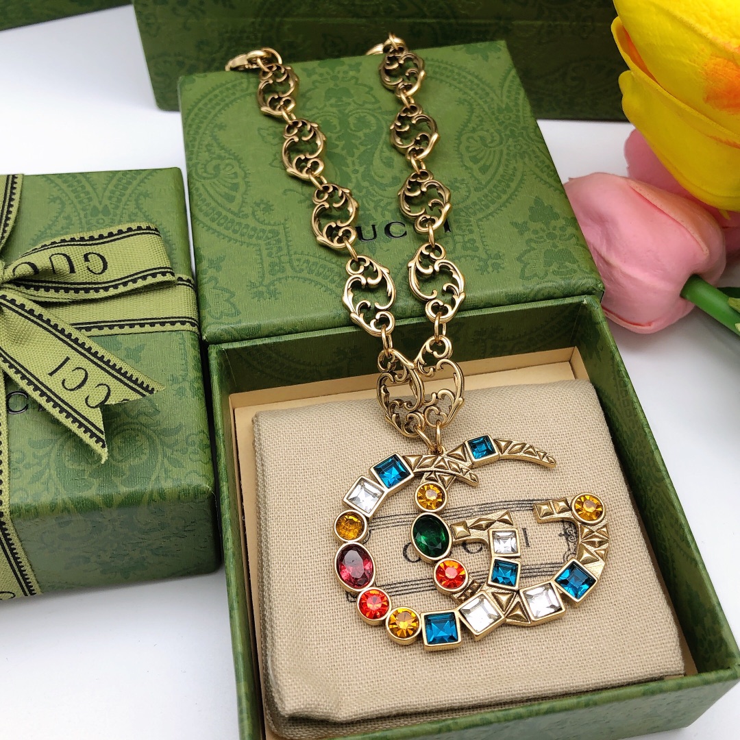Número GXL0032 collar de cristales de colores doble G Gucci Swarovski