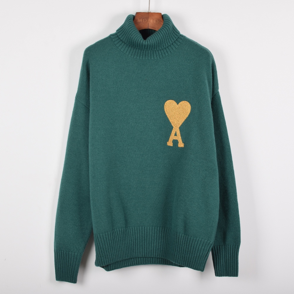 High-Quality Women’s Suit with Platinum Details: Ami’s Classic Green Blouse - 图片 1