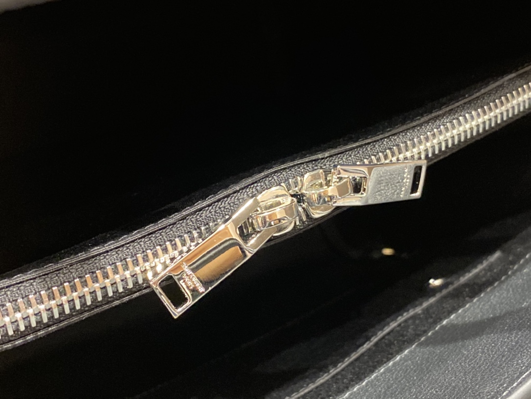 YSL sac de jour 32CM 山羊纹风琴包 324823黑色