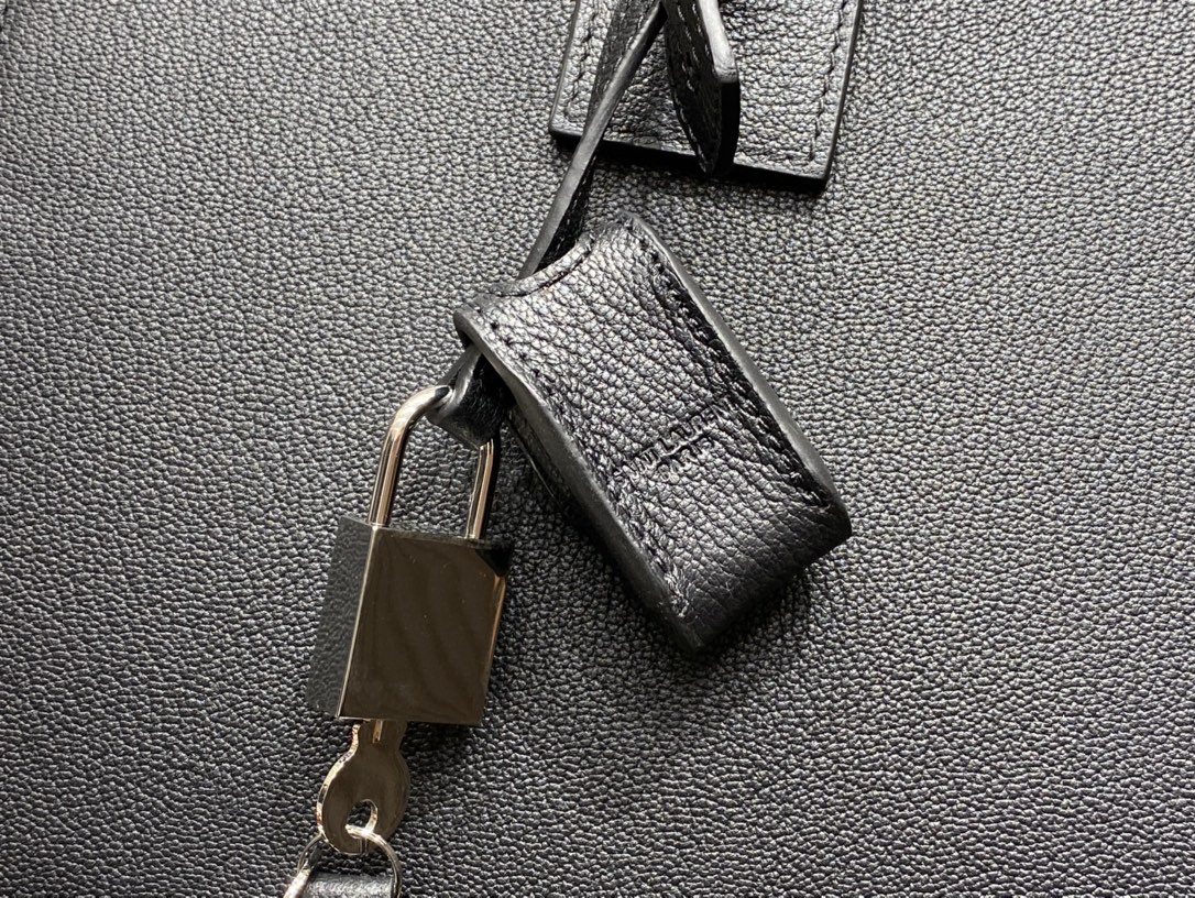 YSL sac de jour 32CM 山羊纹风琴包 324823黑色