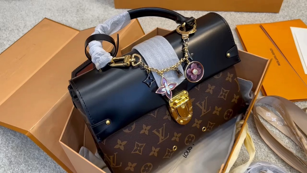 Yupoo Gucci Bags Watches Nike Clothing Jordan Yeezy Balenciaga Shoes
