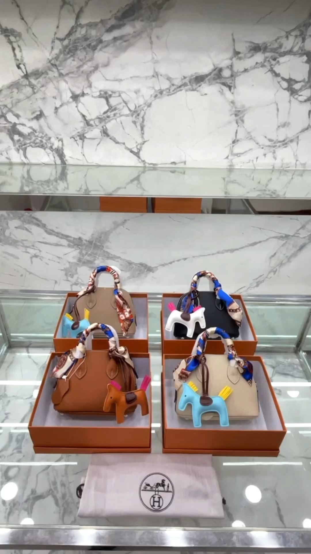 Yupoo Gucci Bags Watches Nike Clothing Jordan Yeezy Balenciaga Shoes

