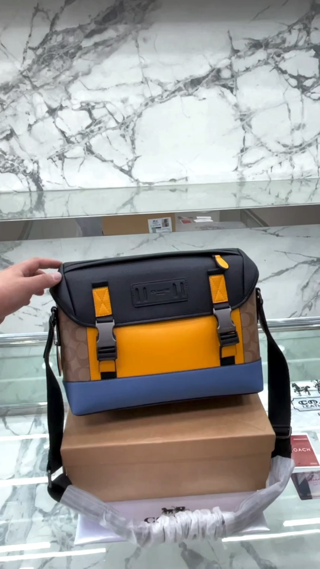 Yupoo Gucci Bags Watches Nike Clothing Jordan Yeezy Balenciaga Shoes
