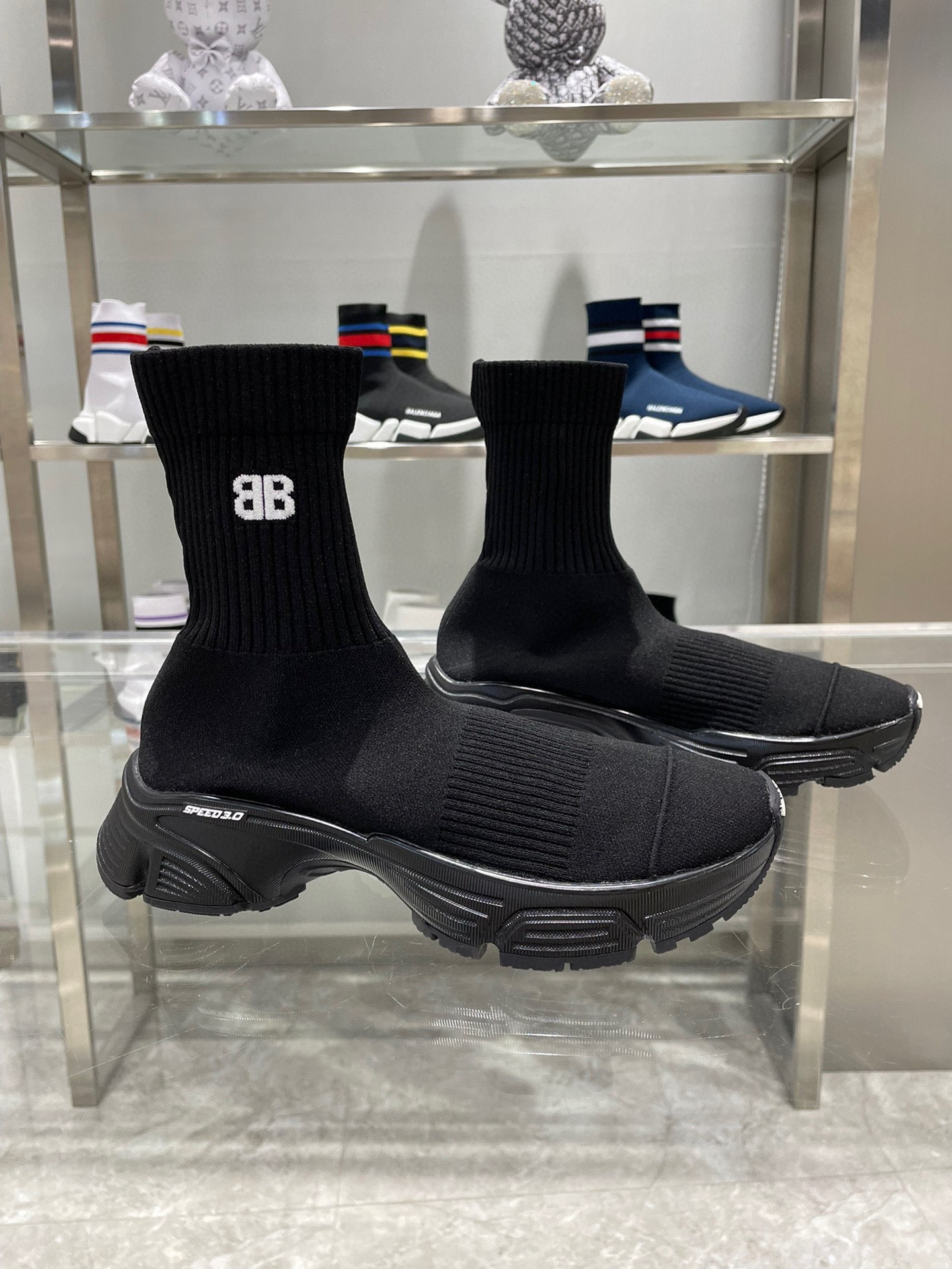 I5 。Balenciaga 巴黎世家最✅SPEED3.0 多重压模组合大底✅⚠️巴黎世家顶级情侣袜子鞋❗️🌟原版购入开发市面顶级版本，品质升级，各个细节包括包装都对比ZP全新升级TPU压模组合大底上脚更舒适好穿3D针织面料透气不变形请区别市场通货⚠️🔸