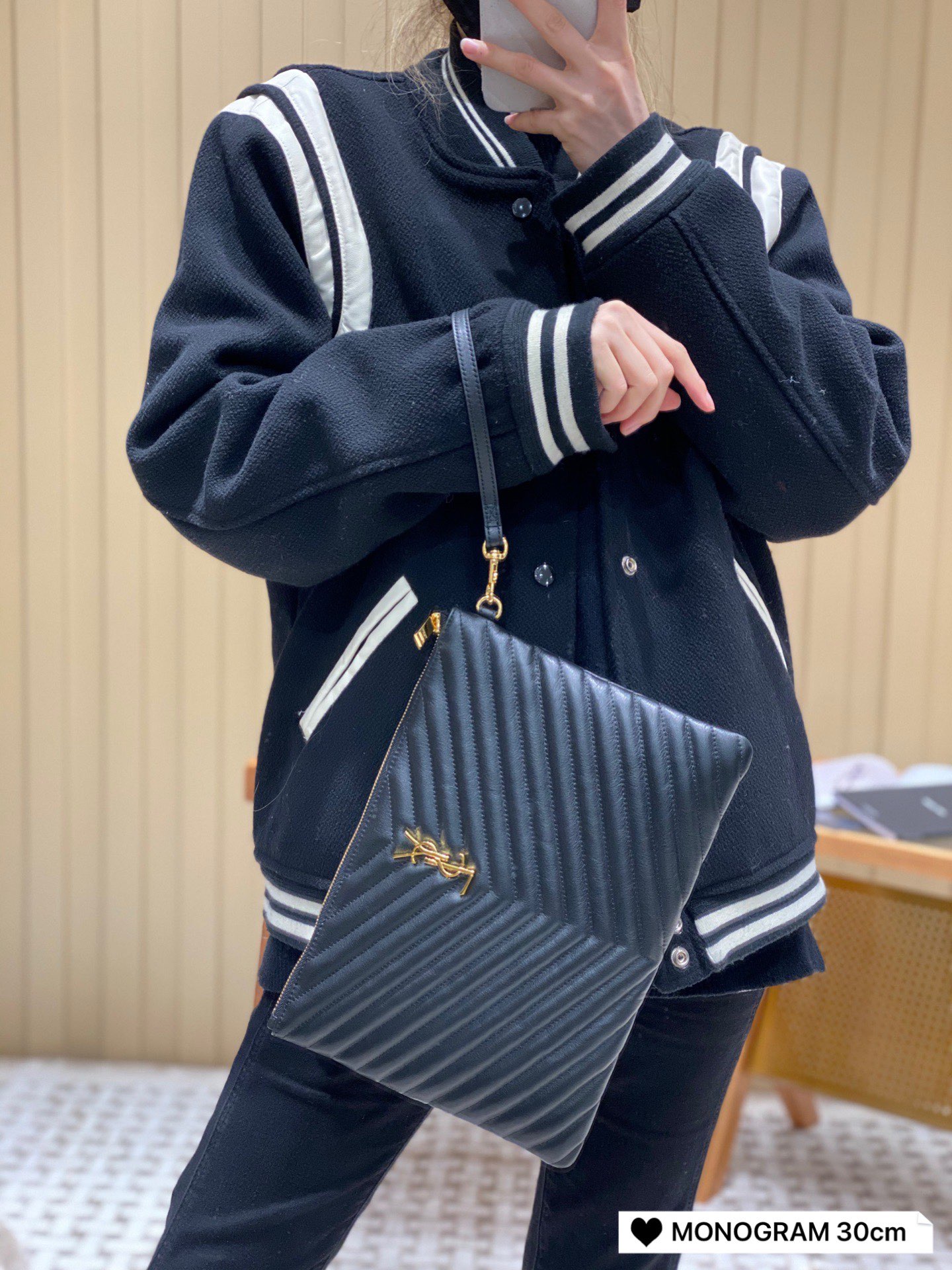 YSL MONOGRAM 30CM 中号手包 559193黑色/金扣