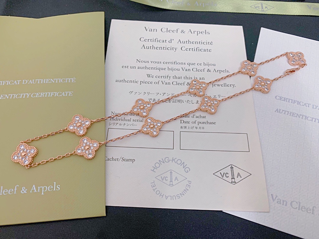 Van Cleef & Arpels Haute Couture Haute Joaillerie Fine Jewelry Earrings 4