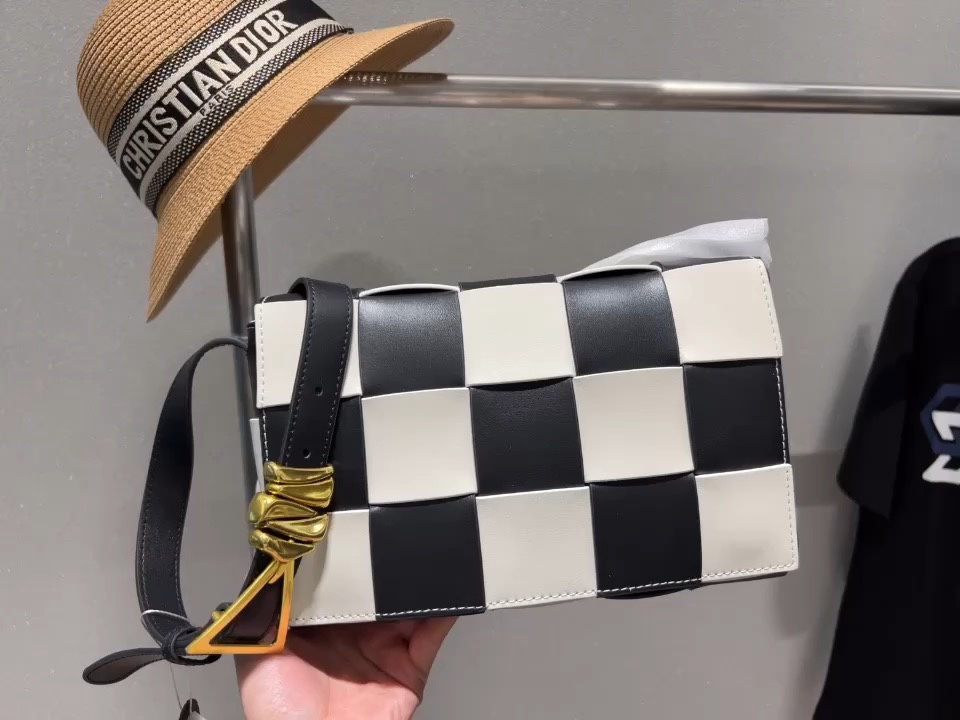 Yupoo Gucci Bags Watches Nike Clothing Jordan Yeezy Balenciaga Shoes

