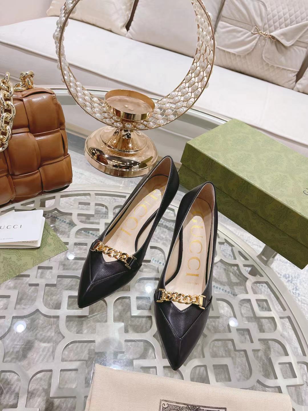 "Stock a largo plazo" Gucci Gucci modelos de explosión de la moda de primavera zapatos de boca poco 