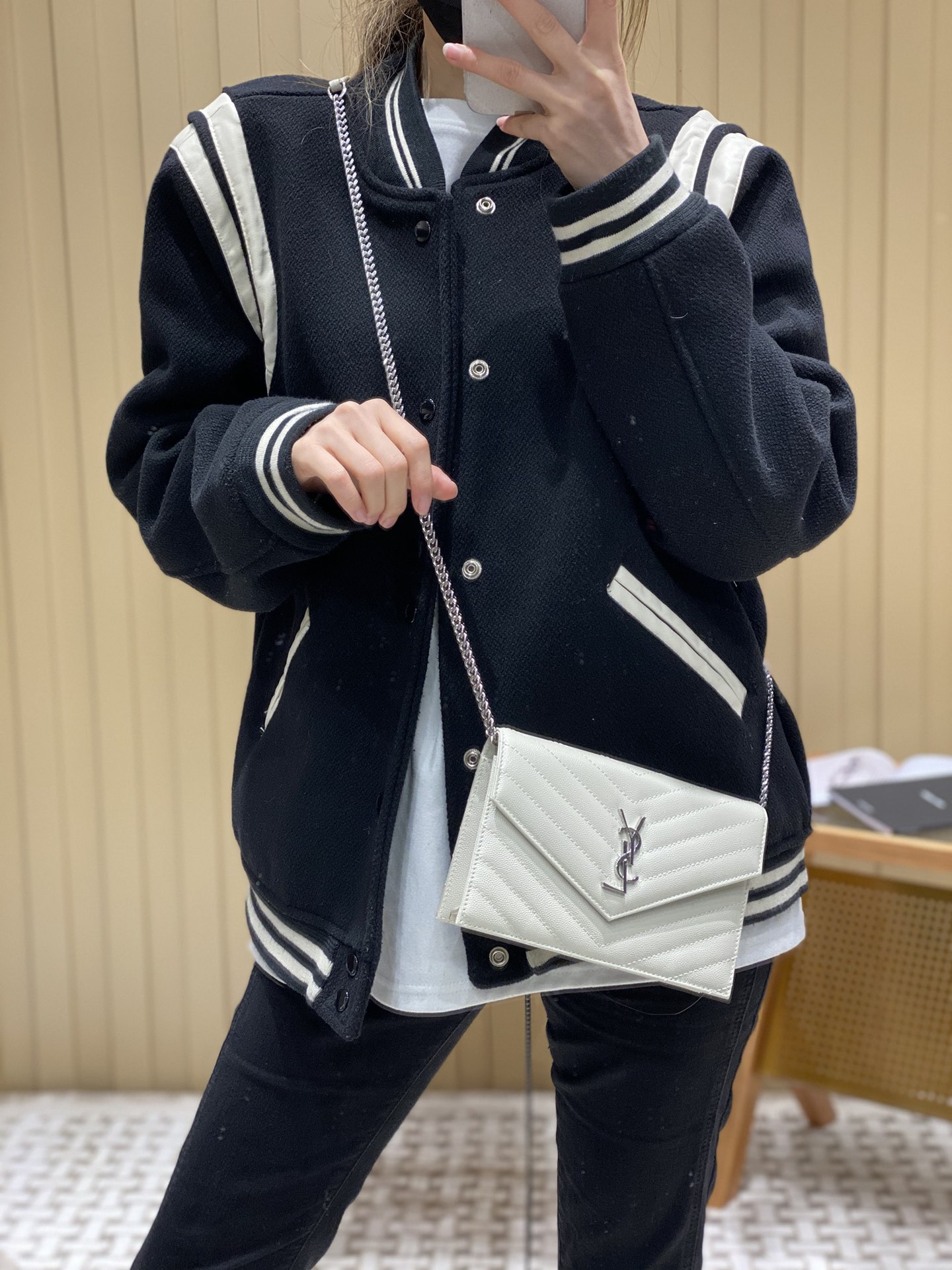 Saint laurent Ysl woc19小号信封包 393953白色银扣