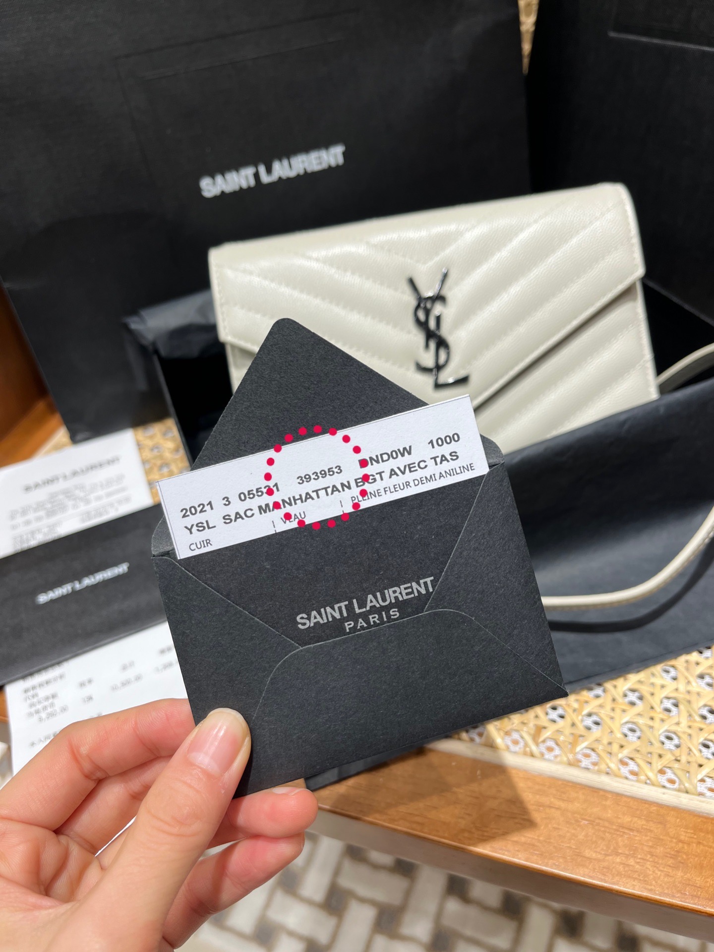 Saint laurent Ysl woc19小号信封包 393953白色黑扣