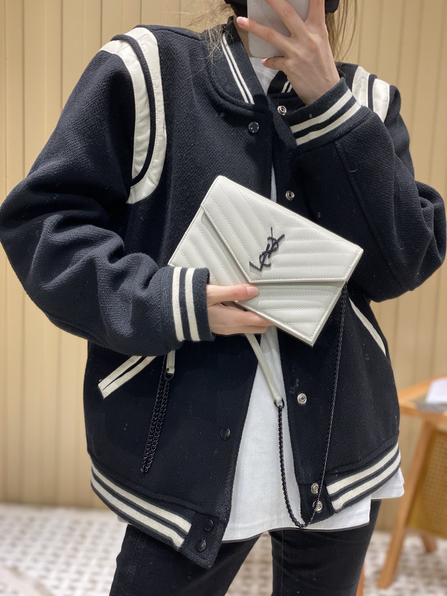 Saint laurent Ysl woc19小号信封包 393953白色黑扣