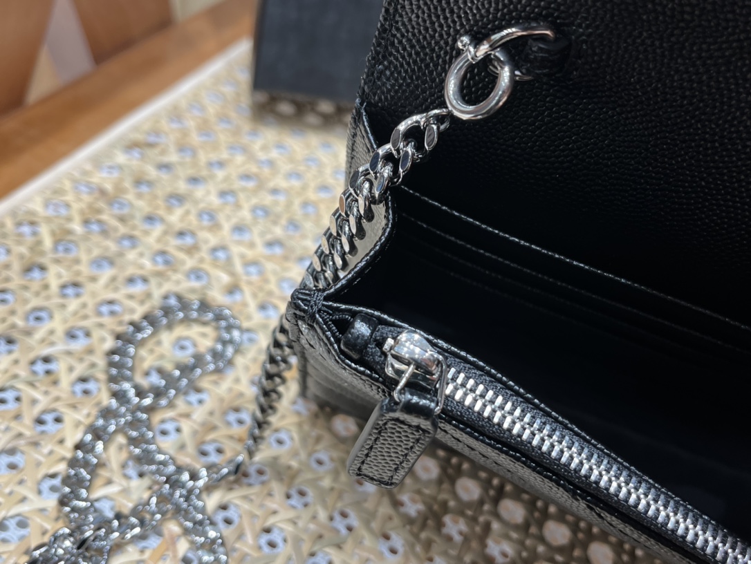 Saint laurent Ysl woc19小号信封包 393953黑色银扣